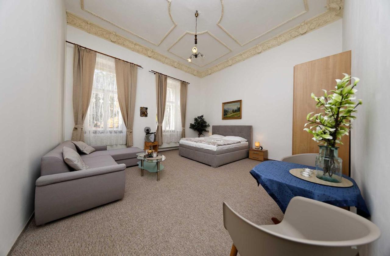 Apartments U Cisare Prága Kültér fotó